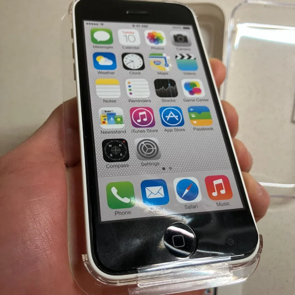 COLLECTIBLE Apple iPhone 5c - 16GB - White (T-Mobile) IOS 10.x.x